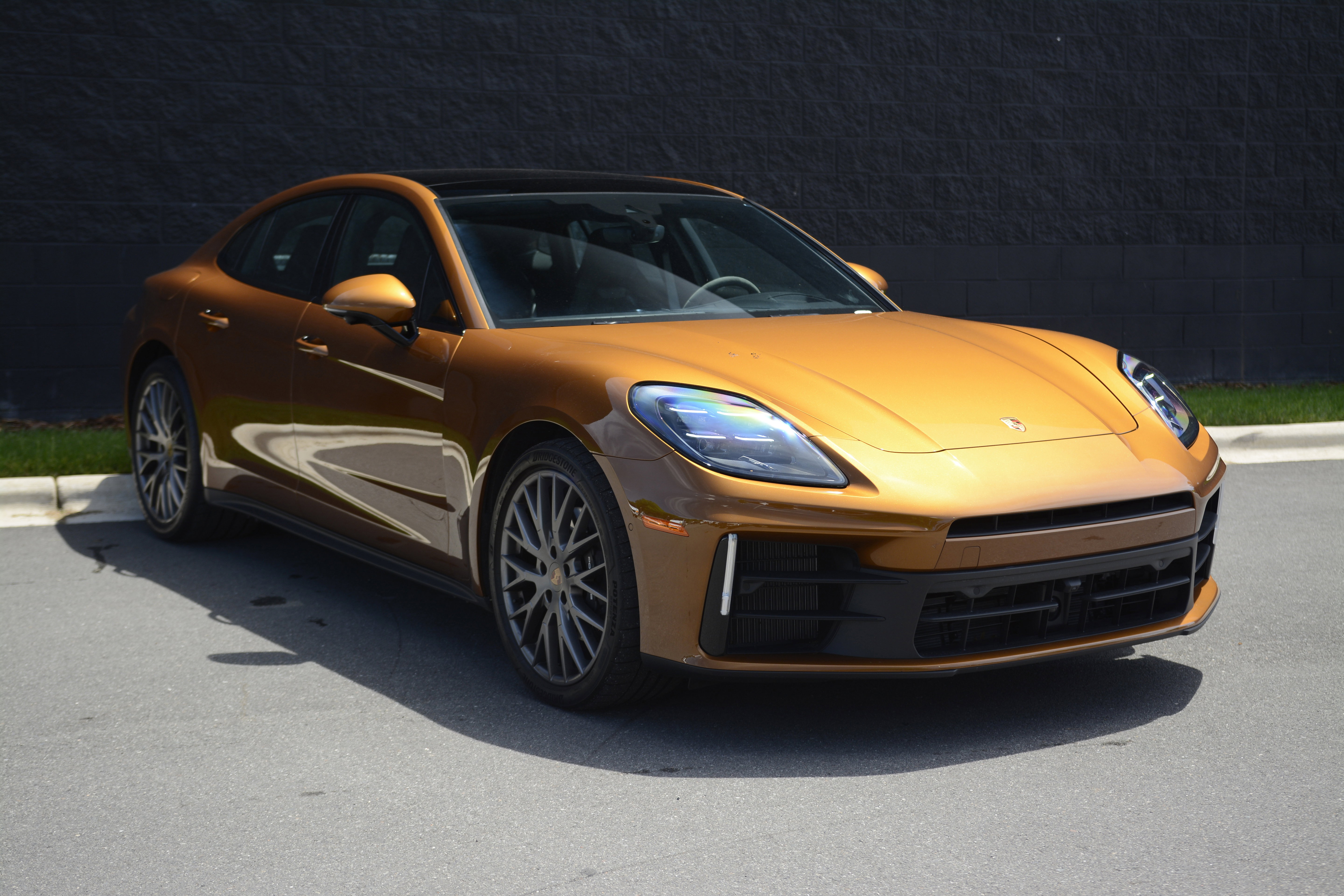 Certified 2025 Porsche Panamera 4 AWD/4WD image 9
