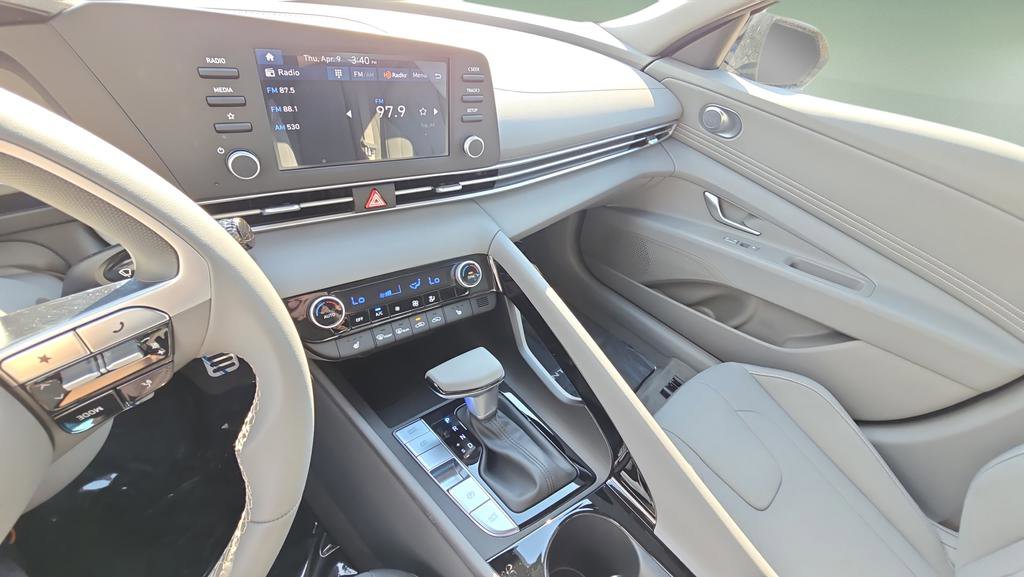 New 2026 Hyundai Elantra SEL Sport Premium FWD image 21