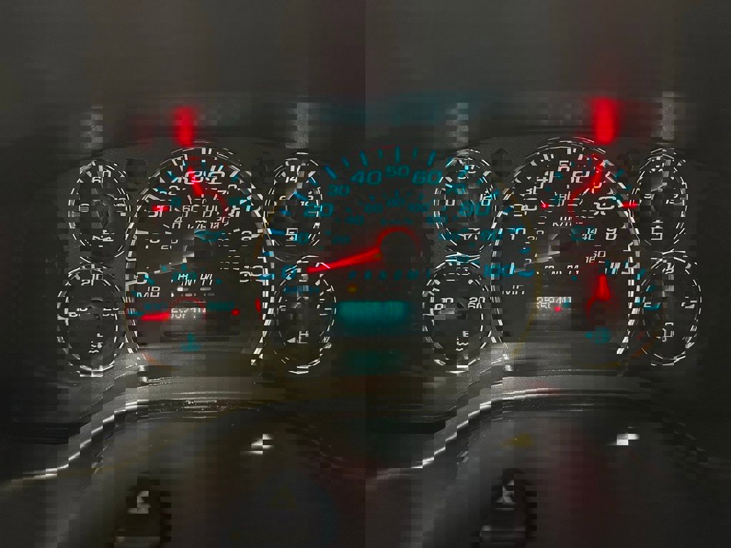 Used 2022 Chevrolet Express 3500 w/ Power Convenience Package image 25