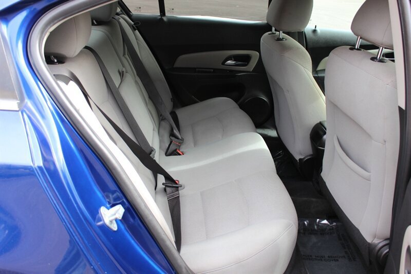 Used 2012 Chevrolet Cruze LT image 15