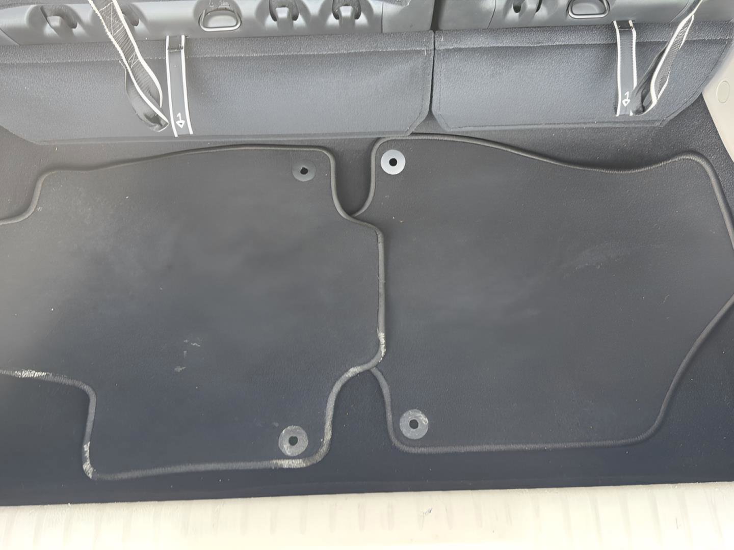 Used 2024 Chrysler Voyager LX FWD image 32