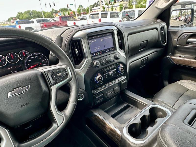 Used 2019 Chevrolet Silverado 1500 LT Trail Boss AWD/4WD image 29