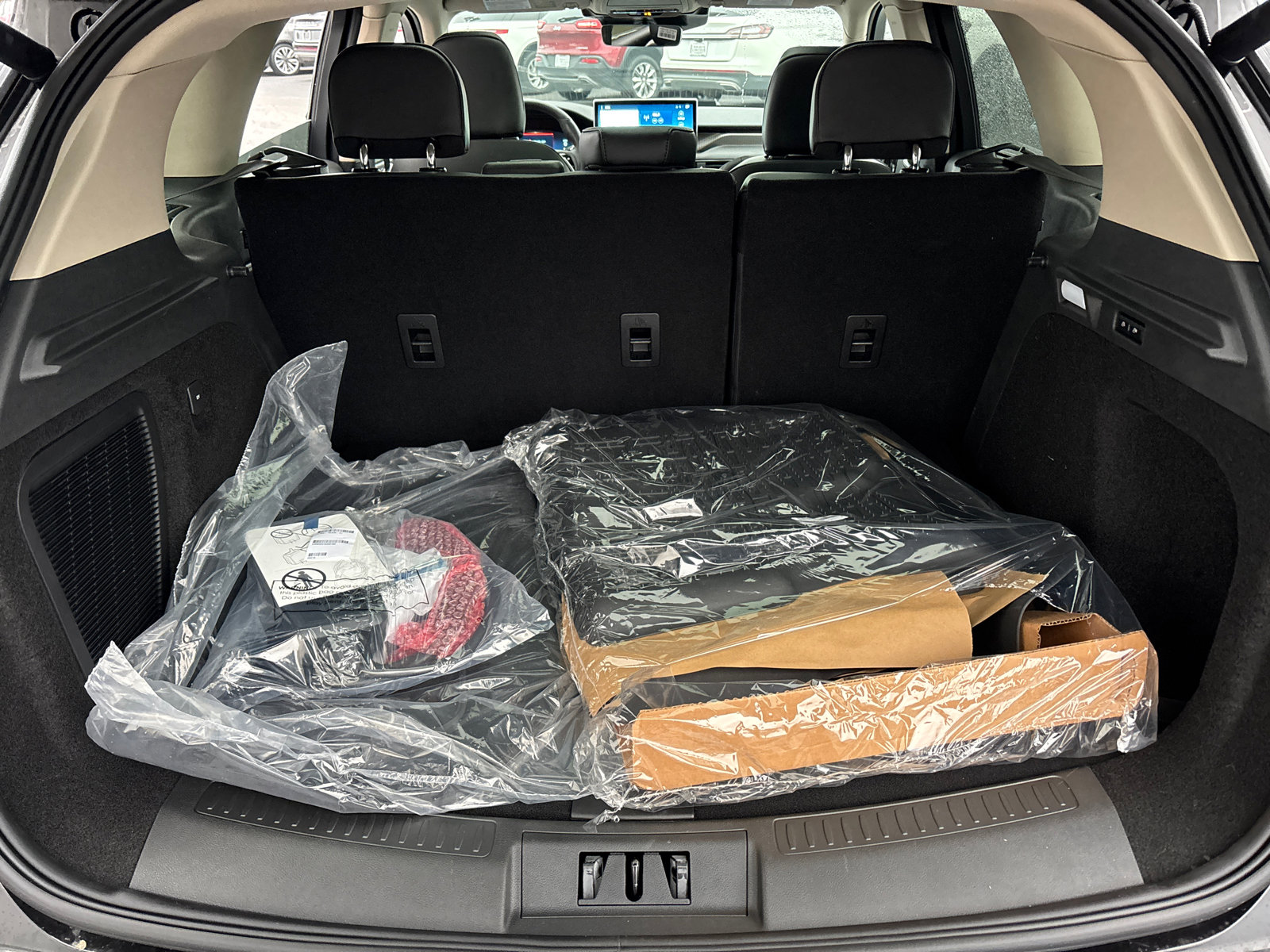 New 2026 Lincoln Corsair Grand Touring image 9