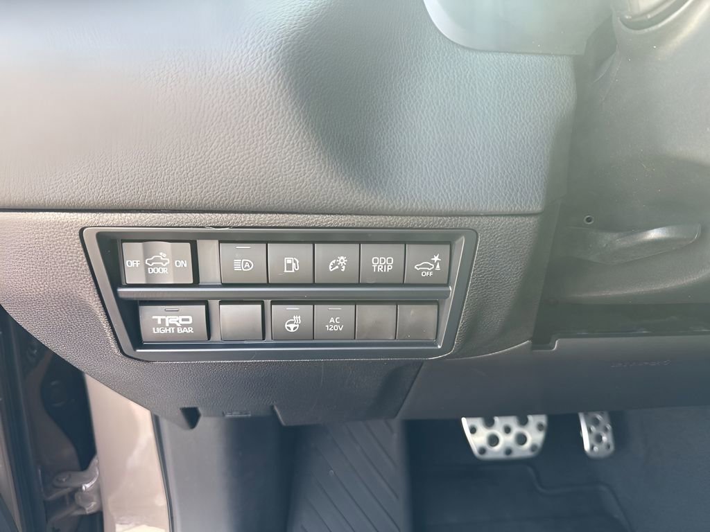 Used 2025 Toyota Tundra TRD Pro AWD/4WD image 30