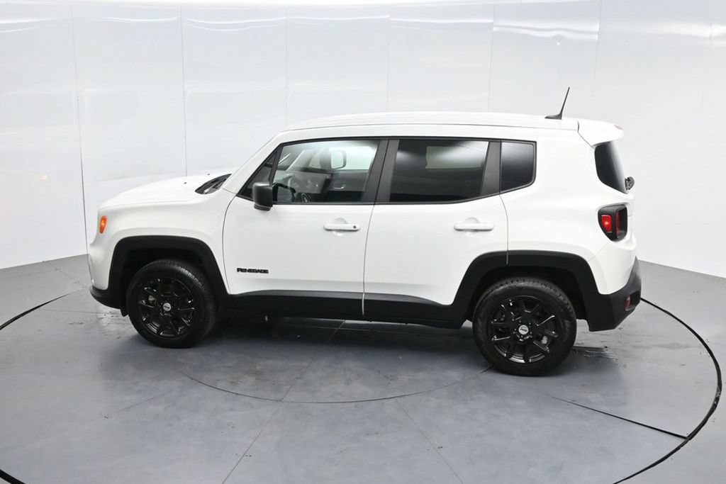 Used 2023 Jeep Renegade Latitude AWD/4WD image 54