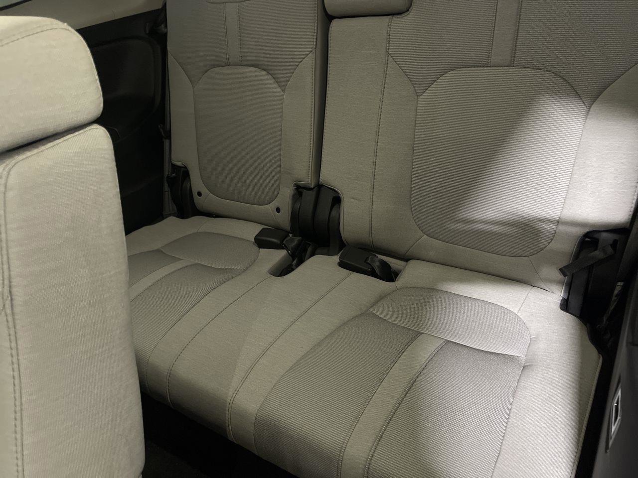 Used 2023 Honda Pilot LX image 22