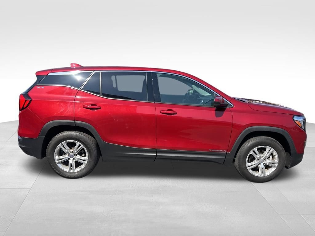 Used 2019 GMC Terrain SLE w/ LPO, Floor Liner Package AWD/4WD image 7