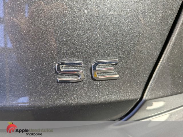 Used 2024 Volkswagen Jetta SE FWD image 7