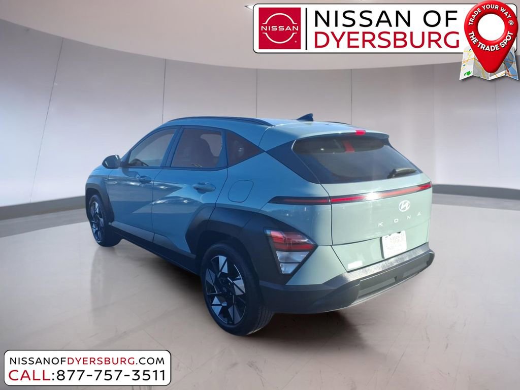 Used 2024 Hyundai Kona SEL image 5