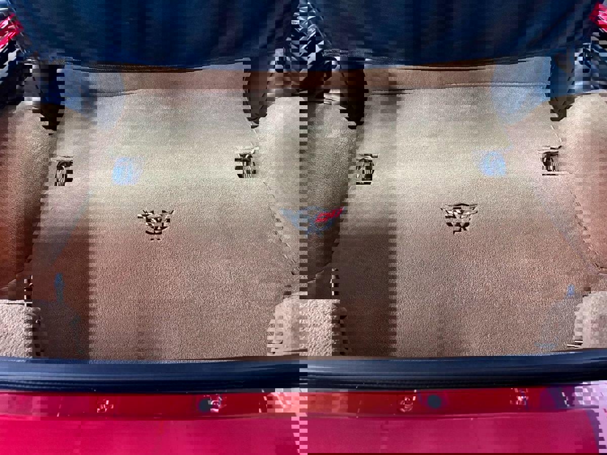 Used 2000 Chevrolet Corvette Coupe w/ Memory Pkg image 25