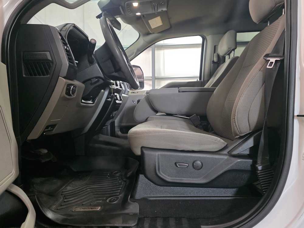 Used 2021 Ford F250 XLT w/ XLT Value Package image 13