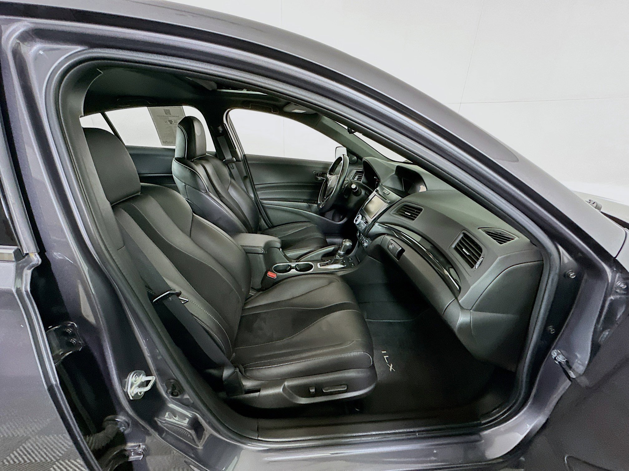 Used 2022 Acura ILX image 32