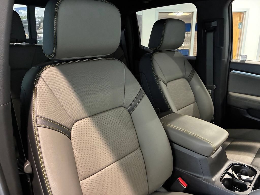 New 2026 Chevrolet Colorado ZR2 AWD/4WD image 28