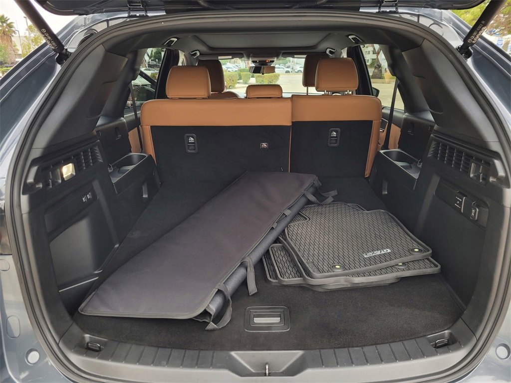 Certified 2025 MAZDA CX-70 3.3 Turbo S w/ Premium Plus image 35