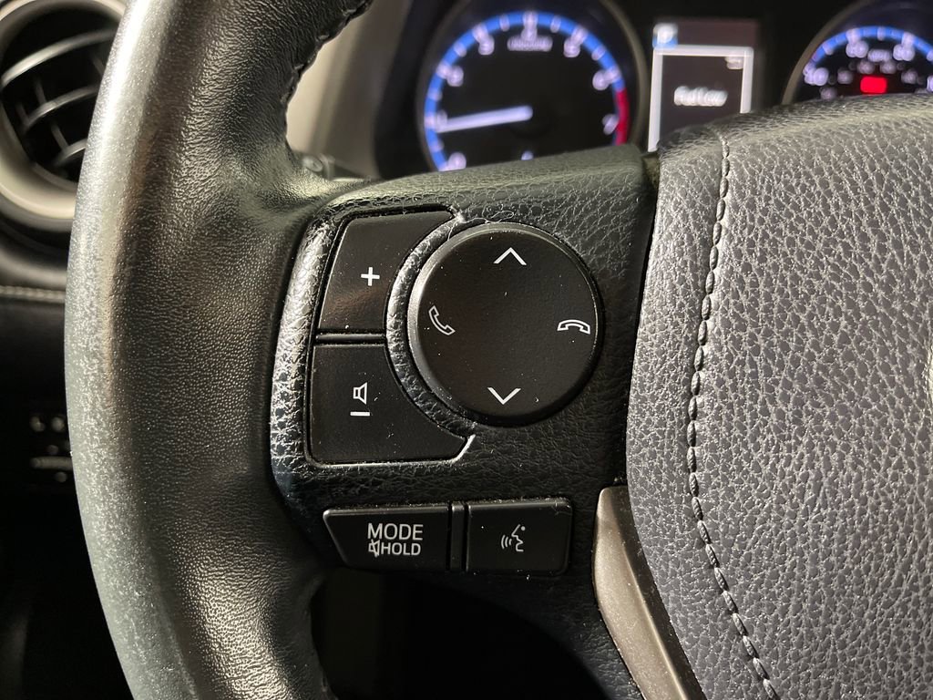 Used 2017 Toyota RAV4 XLE w/ Carpet Mat Package FWD image 26