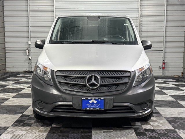 Used 2020 Mercedes-Benz Metris image 3