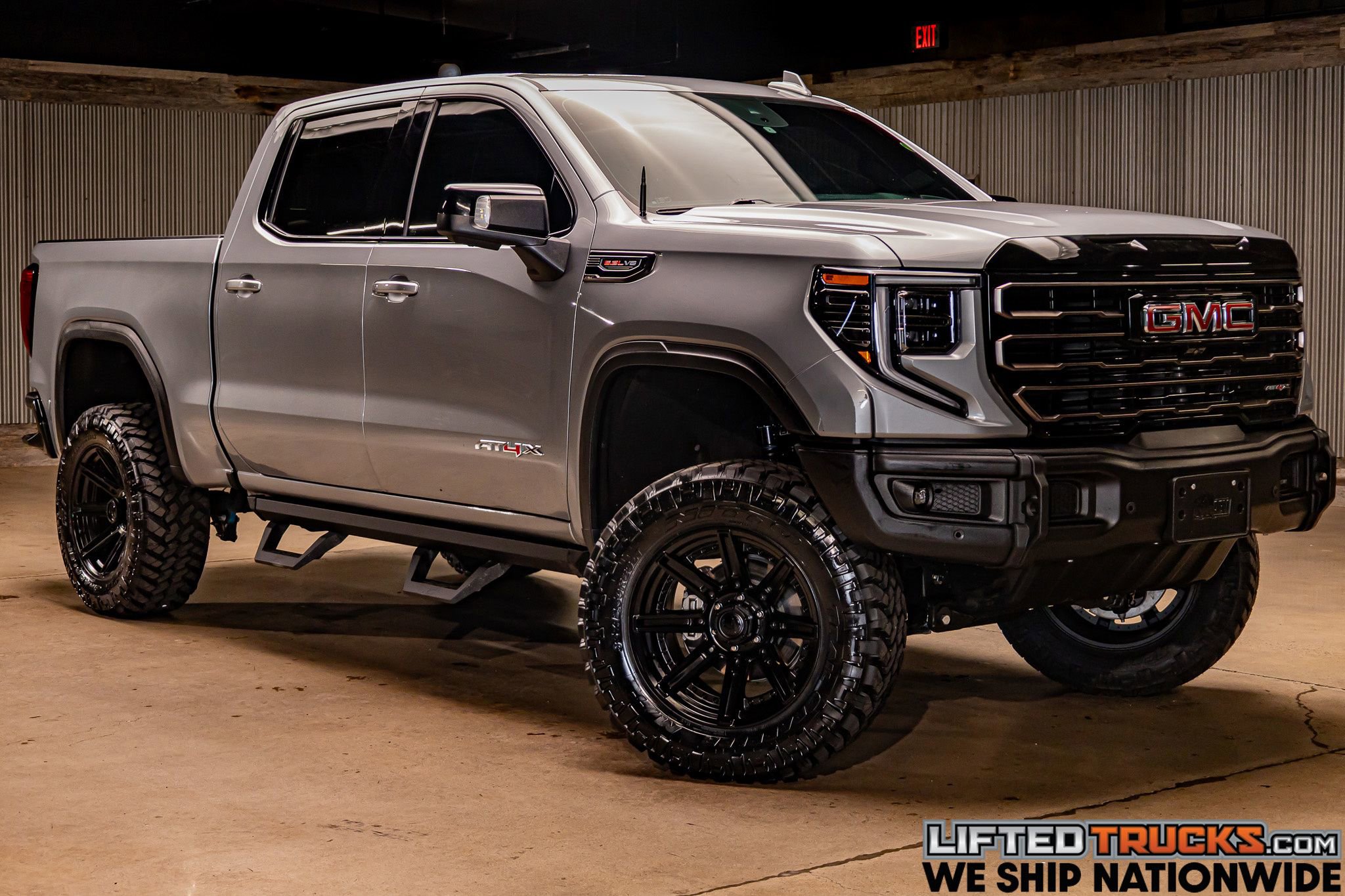 Used 2023 GMC Sierra 1500 AT4X image 1