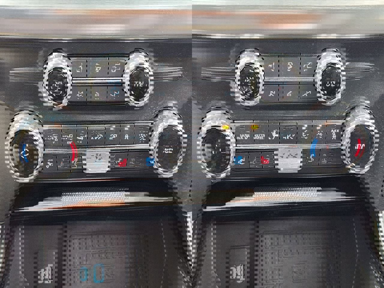 Used 2022 Ford F150 Lariat w/ Equipment Group 502A High image 18