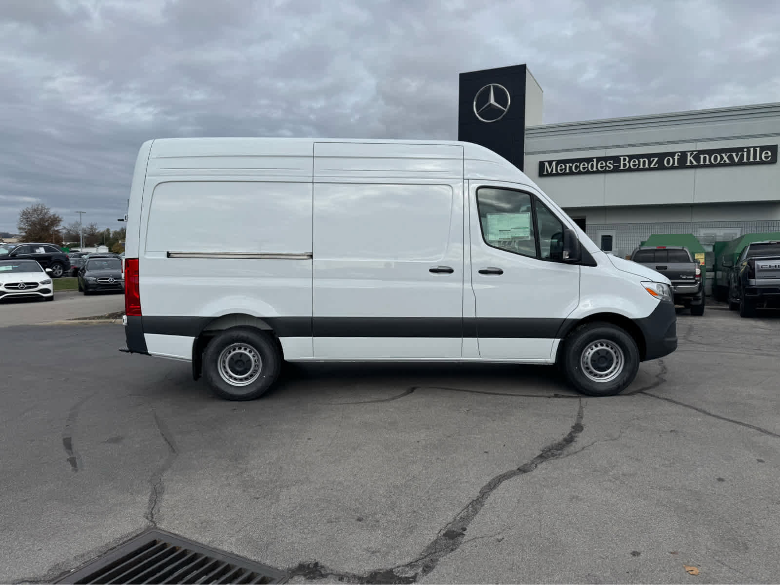 Used 2025 Mercedes-Benz Sprinter 2500 video 3