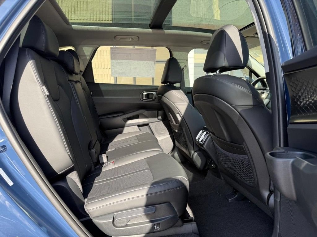 New 2026 Kia Sorento S w/ S Panoramic Sunroof Package AWD/4WD image 6