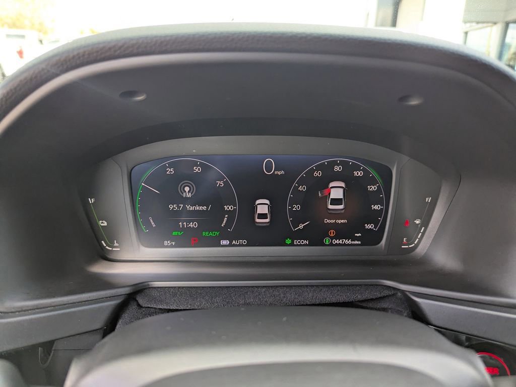 Used 2024 Honda Accord Sport image 27