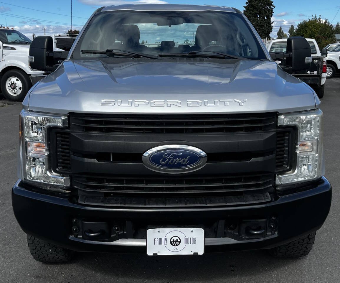 Used 2017 Ford F250 XL w/ Power Equipment Group AWD/4WD image 2