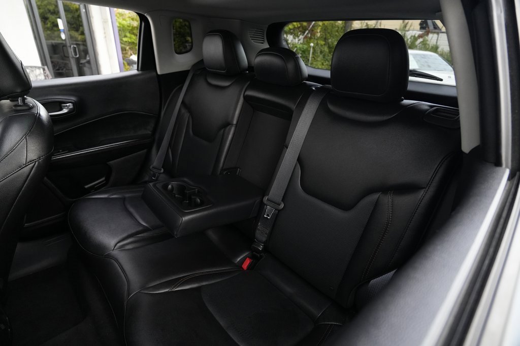 Used 2018 Jeep Compass Limited w/ Navigation Group image 24