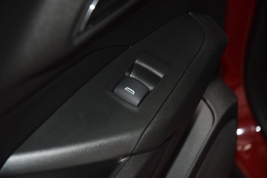 New 2026 Chevrolet Trax RS w/ Driver Confidence Package FWD image 43