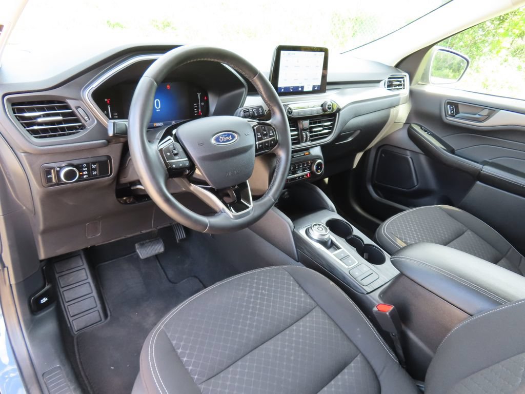 Used 2024 Ford Escape Active AWD/4WD image 21