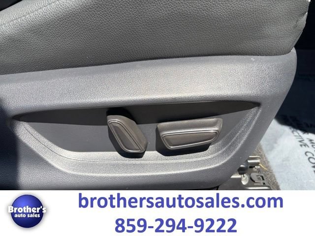 Used 2025 Toyota Camry XSE FWD image 44