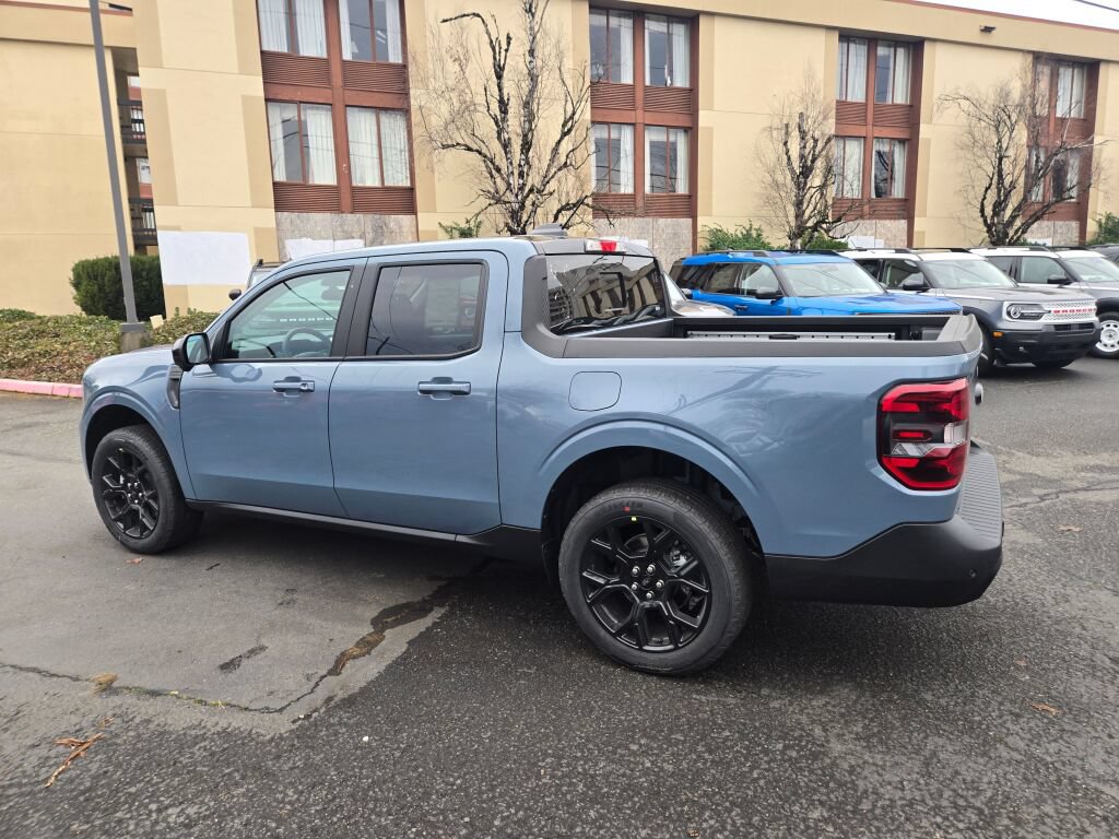 New 2026 Ford Maverick Lariat w/ Black Appearance Package AWD/4WD image 8