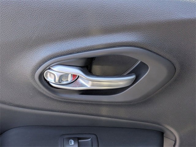 Used 2023 Jeep Cherokee Altitude Lux image 29