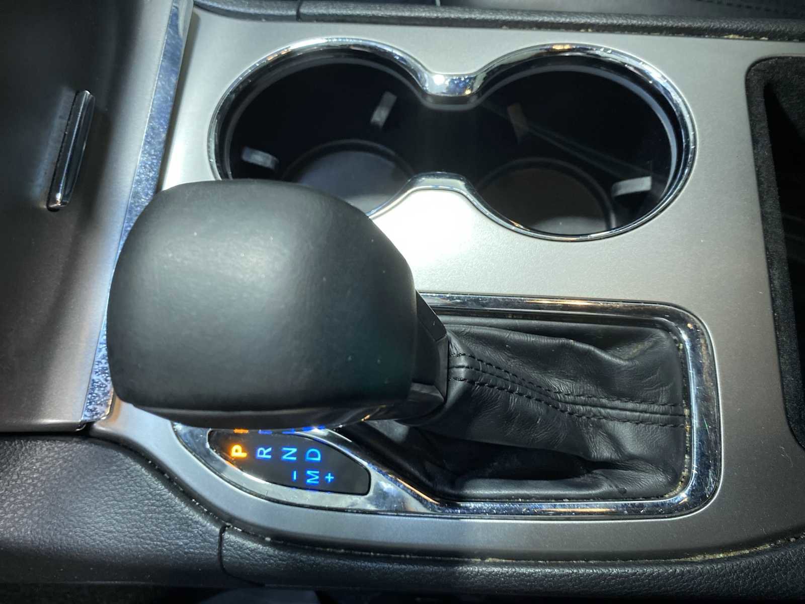 Used 2020 Jeep Grand Cherokee Altitude image 17