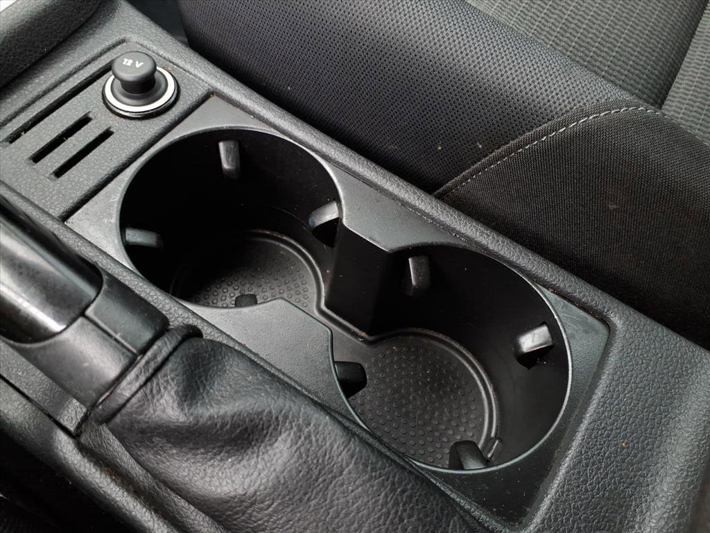 Used 2018 Volkswagen Golf S image 31