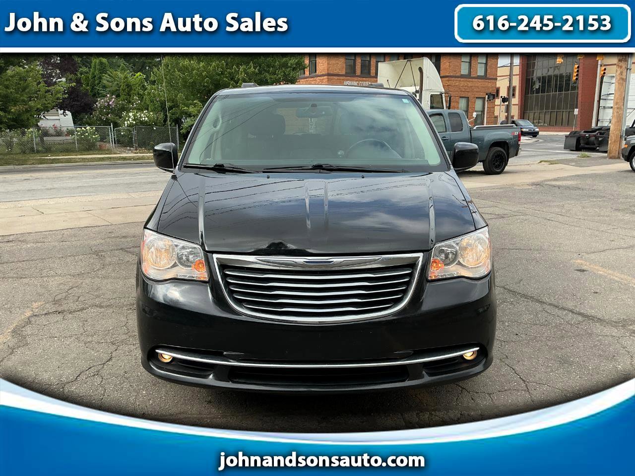 Used 2016 Chrysler Town & Country Touring
