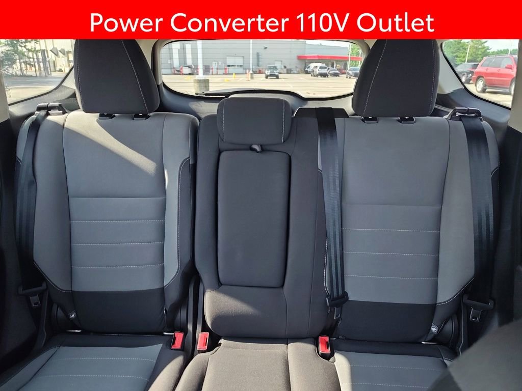 Used 2016 Ford Escape SE w/ Equipment Group 201A FWD image 11