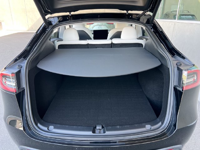 Used 2023 Tesla Model Y Long Range AWD/4WD image 17