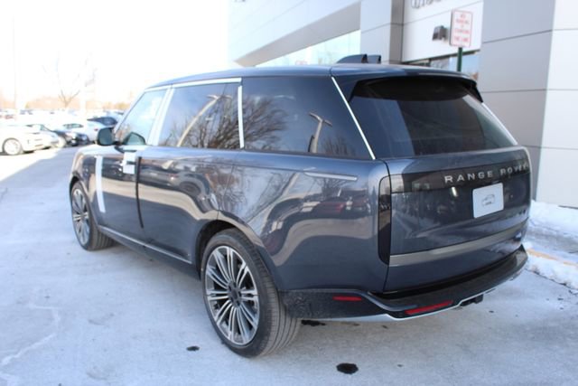 New 2026 Land Rover Range Rover Long Wheelbase SE image 10