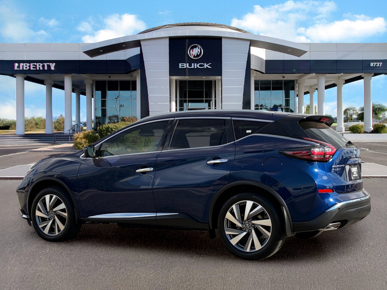 Used 2020 Nissan Murano SL FWD image 7