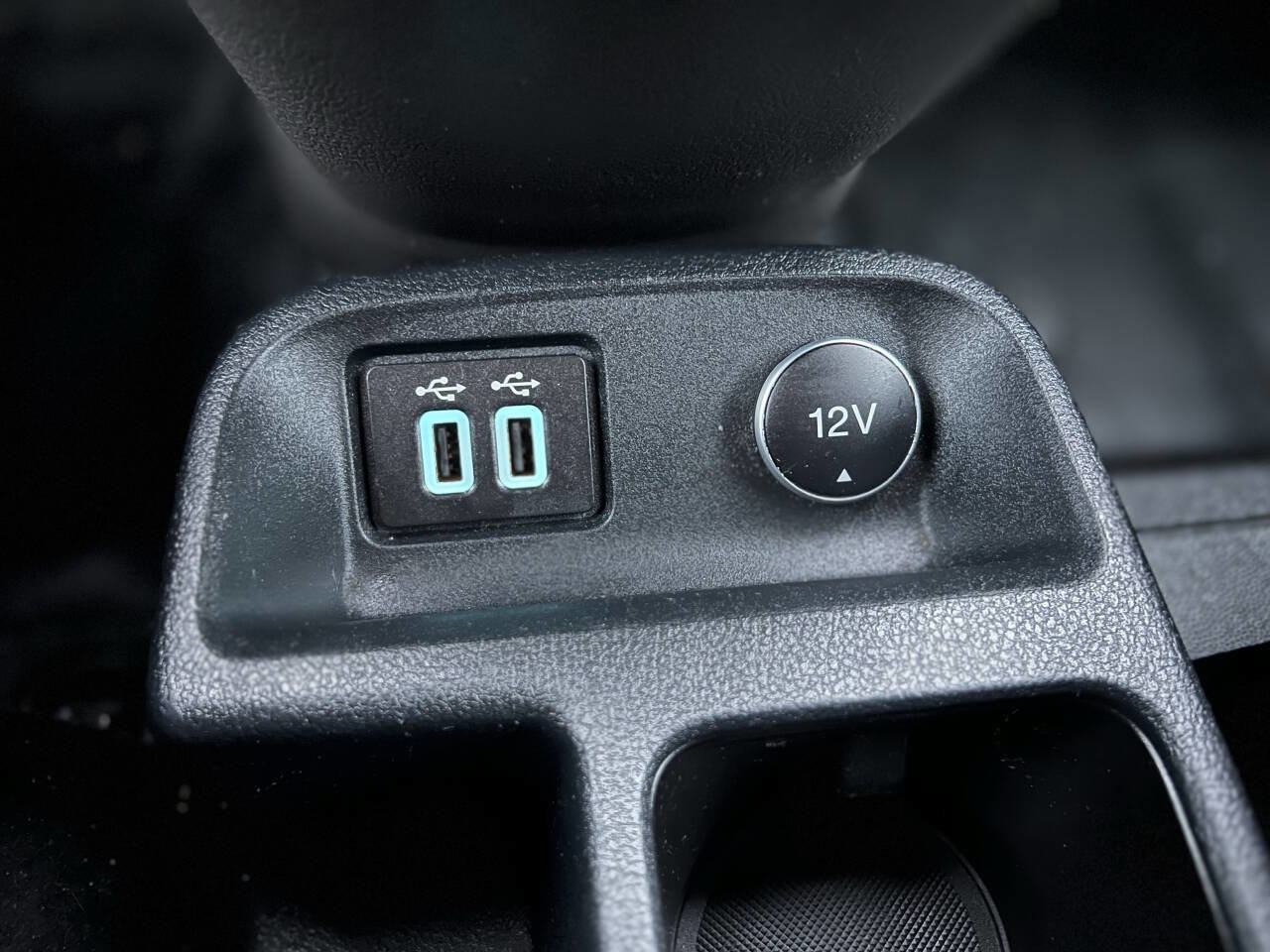 Used 2019 Ford Transit Connect XL image 16