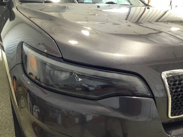 Used 2019 Jeep Cherokee Limited image 25