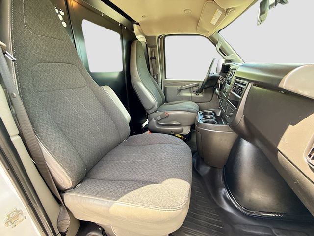 Used 2024 Chevrolet Express 2500 w/ Driver Convenience Package RWD image 23