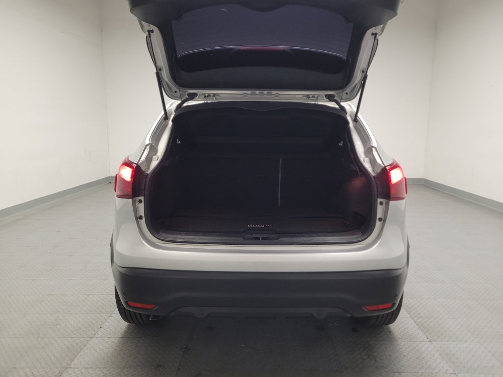 Used 2019 Nissan Rogue Sport SV image 29