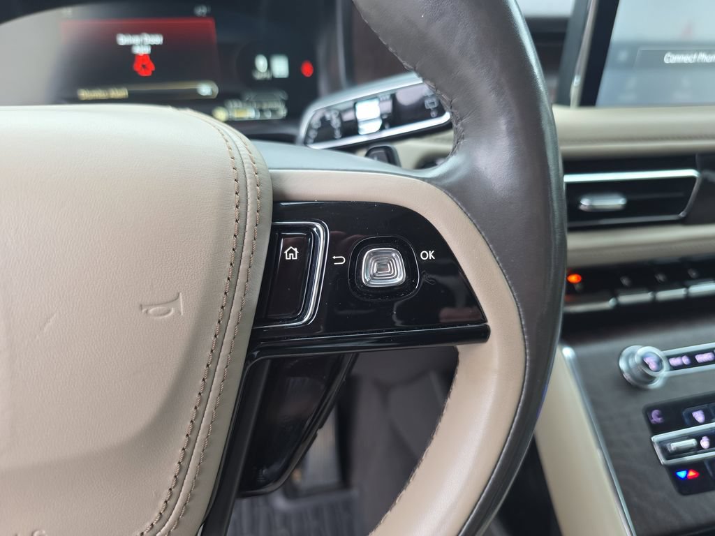 Used 2020 Lincoln Aviator Reserve w/ Equipment Group 201A AWD/4WD image 27