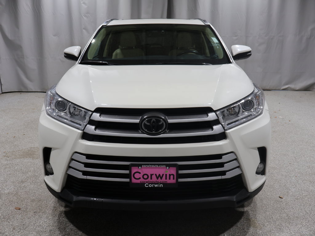 Used 2018 Toyota Highlander XLE AWD/4WD image 7