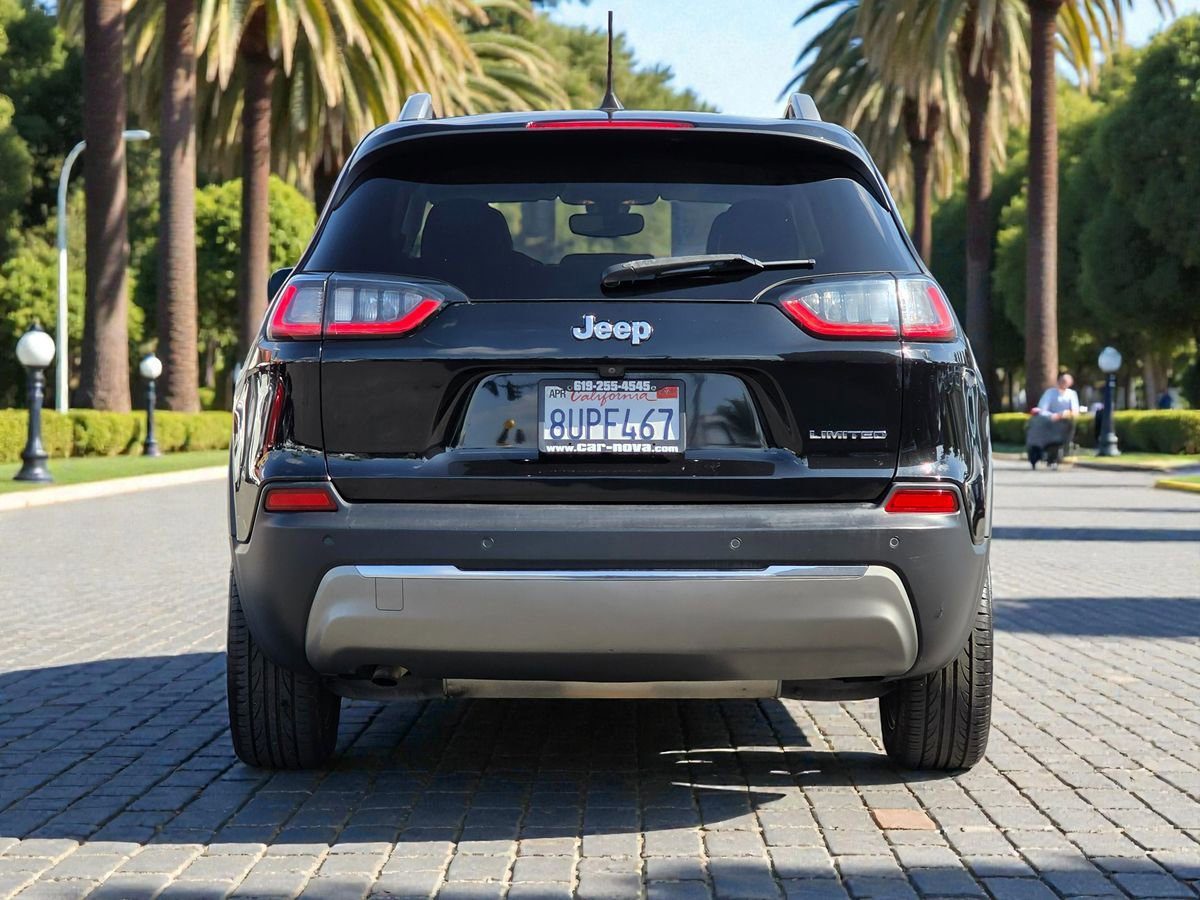 Used 2019 Jeep Cherokee Limited image 6