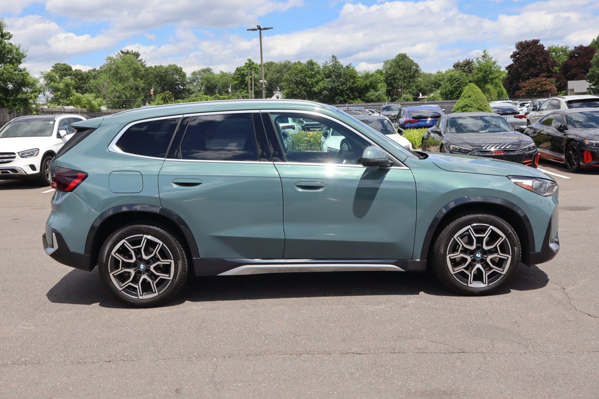 Used 2026 BMW X1 xDrive28i AWD/4WD image 4