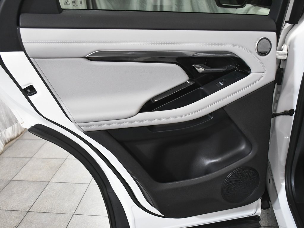Used 2022 Land Rover Range Rover Evoque SE image 14