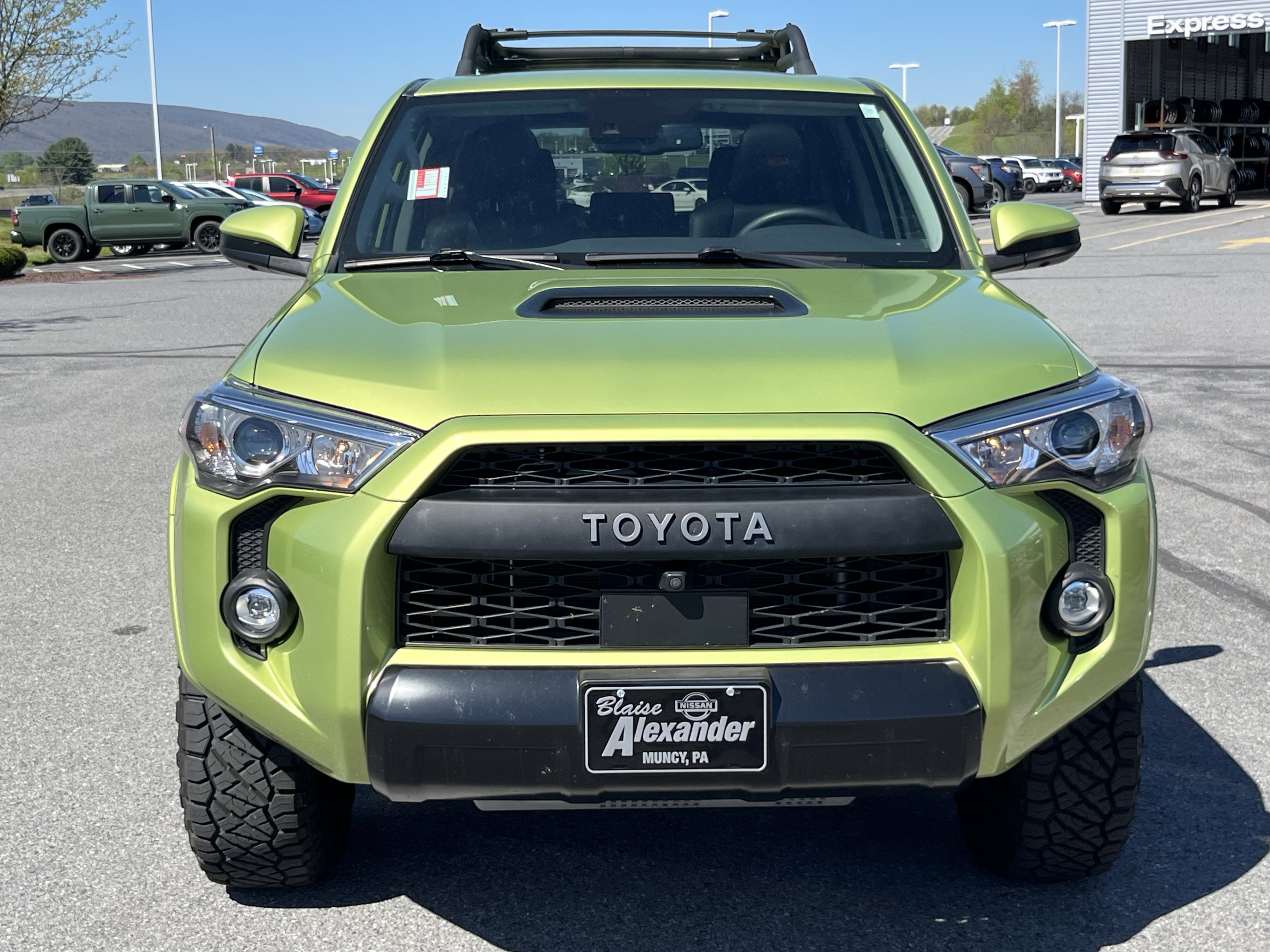 Used 2022 Toyota 4Runner TRD Pro AWD/4WD image 9
