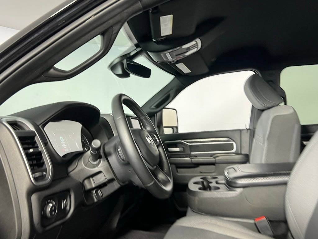 Used 2024 RAM 2500 Big Horn w/ Bed Utility Group image 19